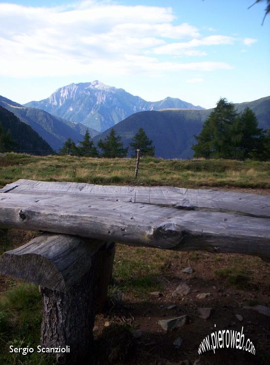 17 Il Grignone da Agrogno.JPG